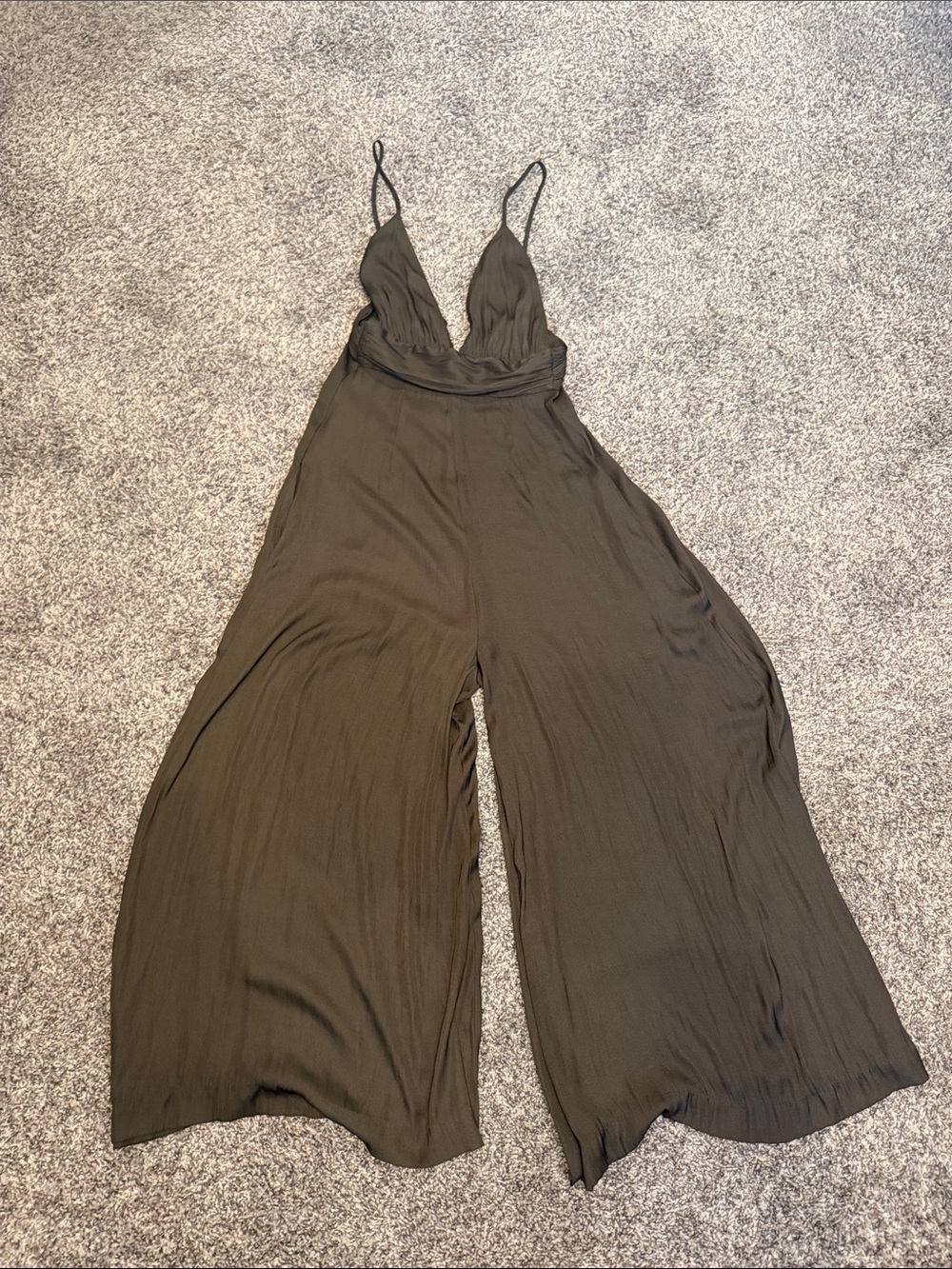 Women’s Olive Wide-Leg Jumpsuit with Spaghetti Straps